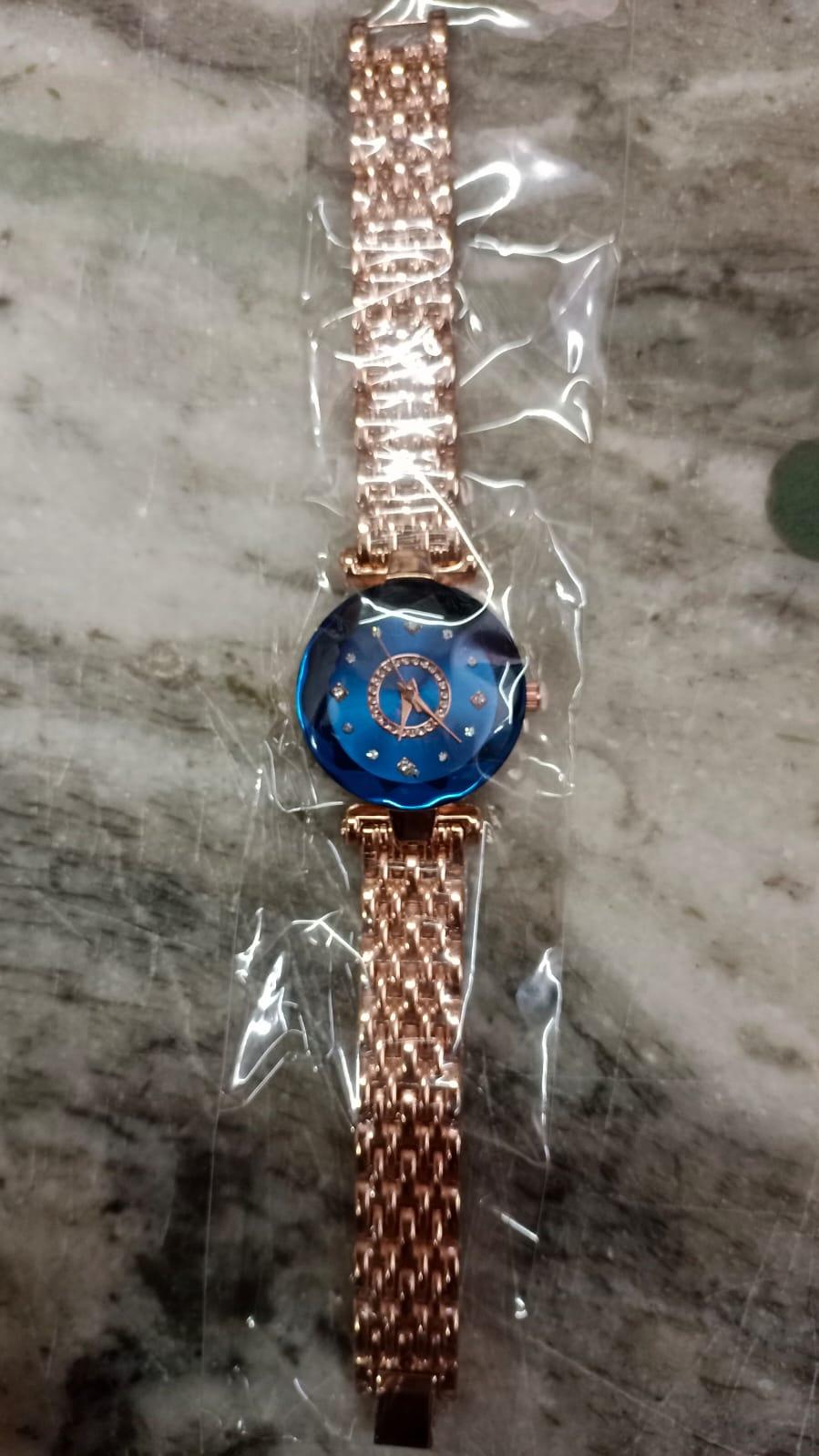 ⌚ Women’s Beautiful Diamond Shape Watch 💎 (Pack of 2)