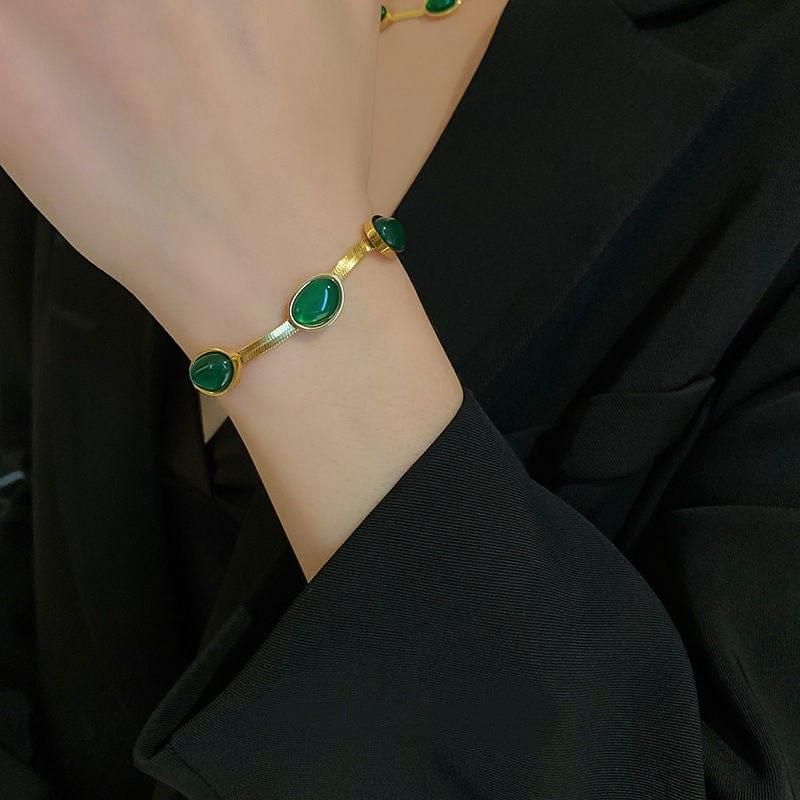 💚✨ Oval Green Crystal Pendant Necklace Set with Bracelet ✨💚