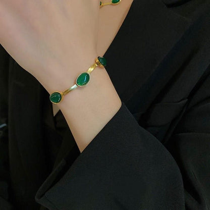💚✨ Oval Green Crystal Pendant Necklace Set with Bracelet ✨💚